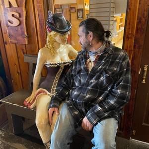 Meet your Posher, Brandon